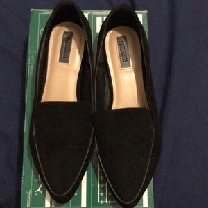 Loafer flats